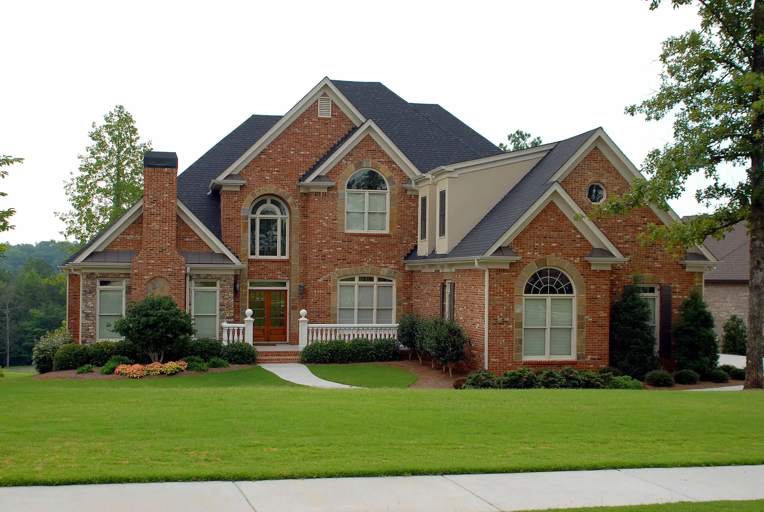 Residential brick house - Keep pests away with Arrow Exterminators, Inc. in OK